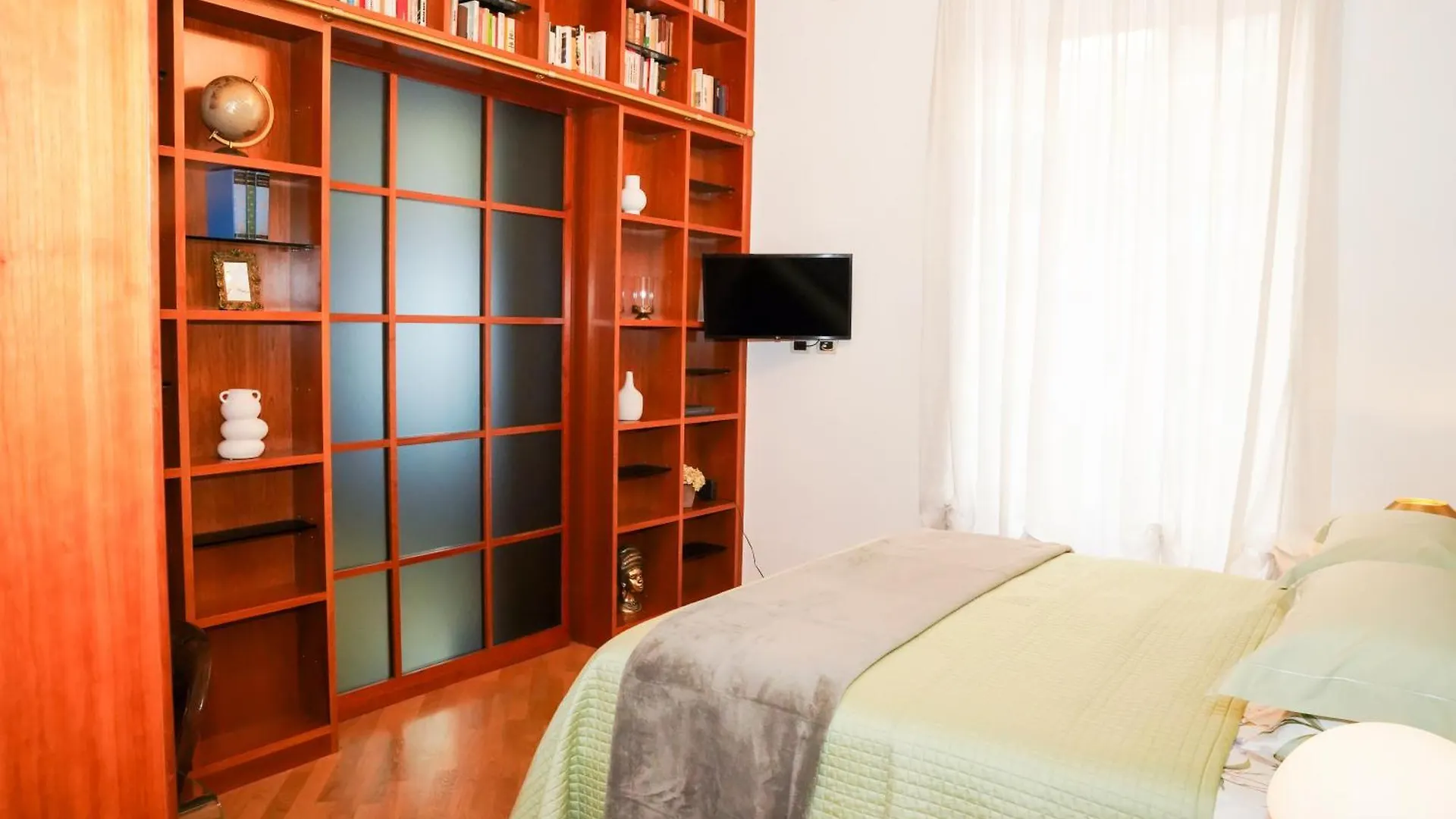 Apartment Karisma Suites Rome Italy